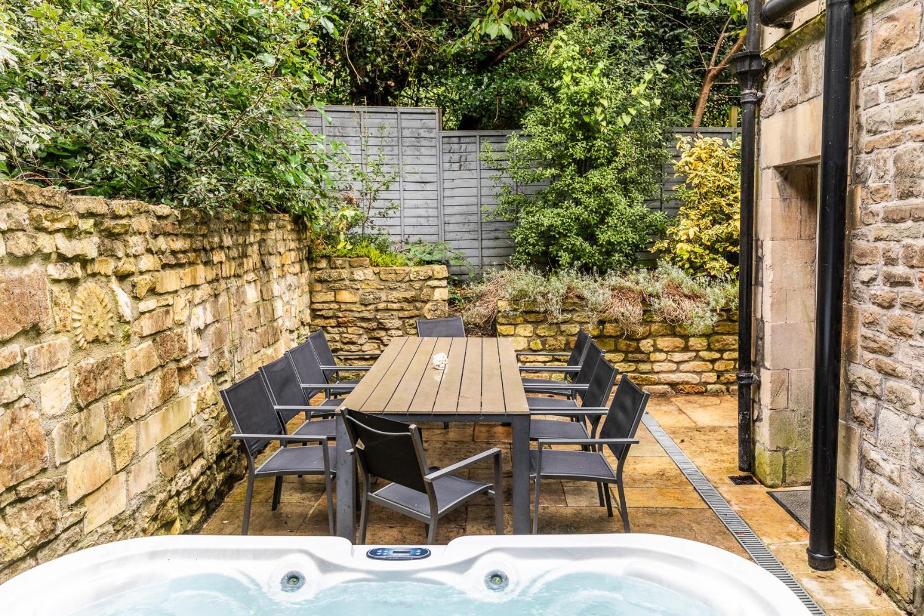 Locksbrook Lodge - Hot Tub - Spacious Outdoor Space Bath Dış mekan fotoğraf